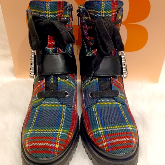 New GB
Pop-Star Plaid Rhinestone Buckle Lug Sole Booties - Picture 8 of 14